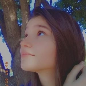 Meet your Posher, Dannielle